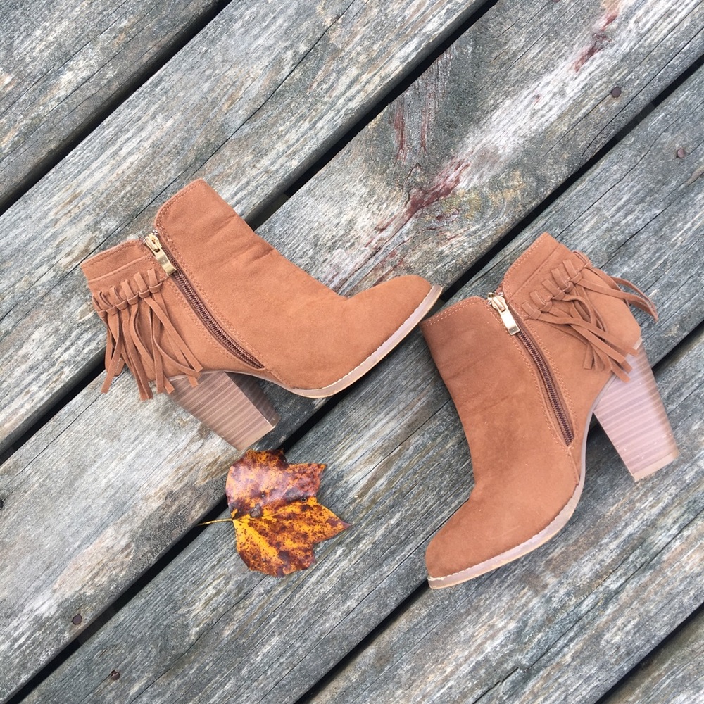 Fall Booties 🍁